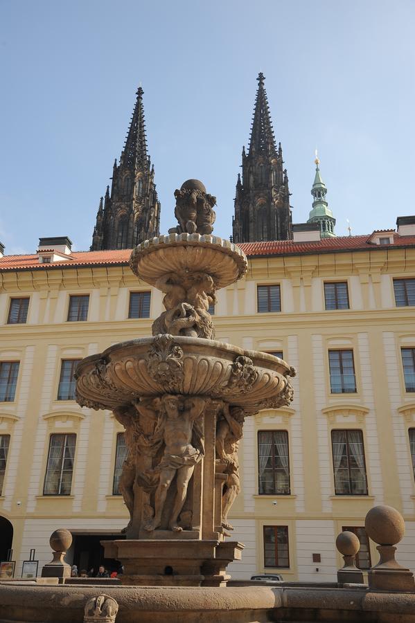 Karlova Apartment Prag Exterior foto